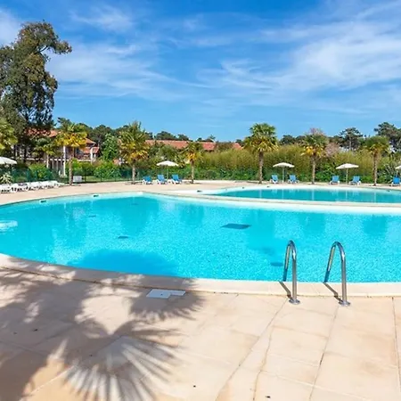 T2 Equipe Avec Piscine Sur Cote Oceane Apartment *
