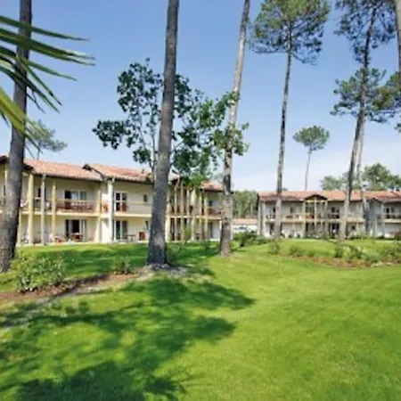 Apartment T2 Equipe Avec Piscine Sur Cote Oceane *